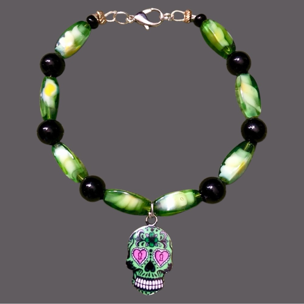 Green and Black Beaded Skull Bracelet
